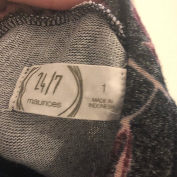 Women’s flower blouse - Picture 3 of 3